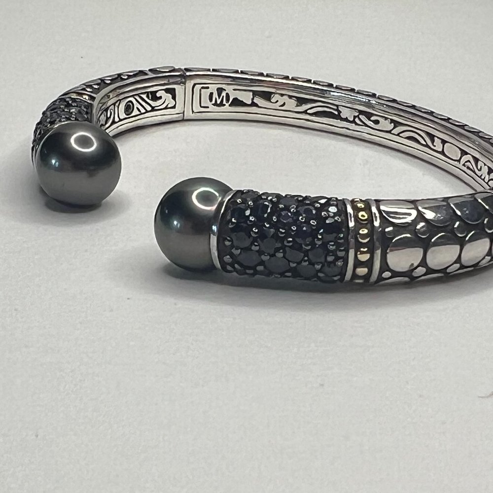 John Hardy cuff Bracelet w/2-10mm black Tahitian pearls & sapphire, 18K & 925.